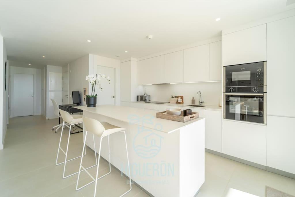 Apartamento Higueronrentals Chloe By The Sea