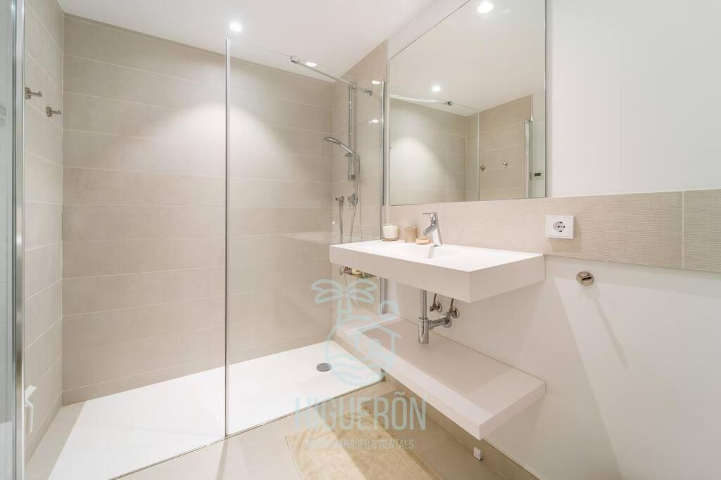 Higueronrentals Chloe By The Sea Apartamento Málaga